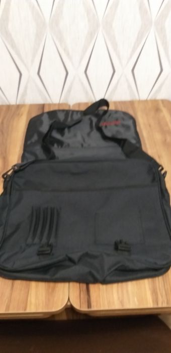 Servietă laptop, travel