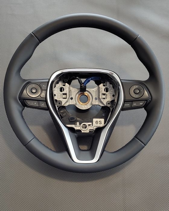 Volan retapitat piele Toyota RAV4
