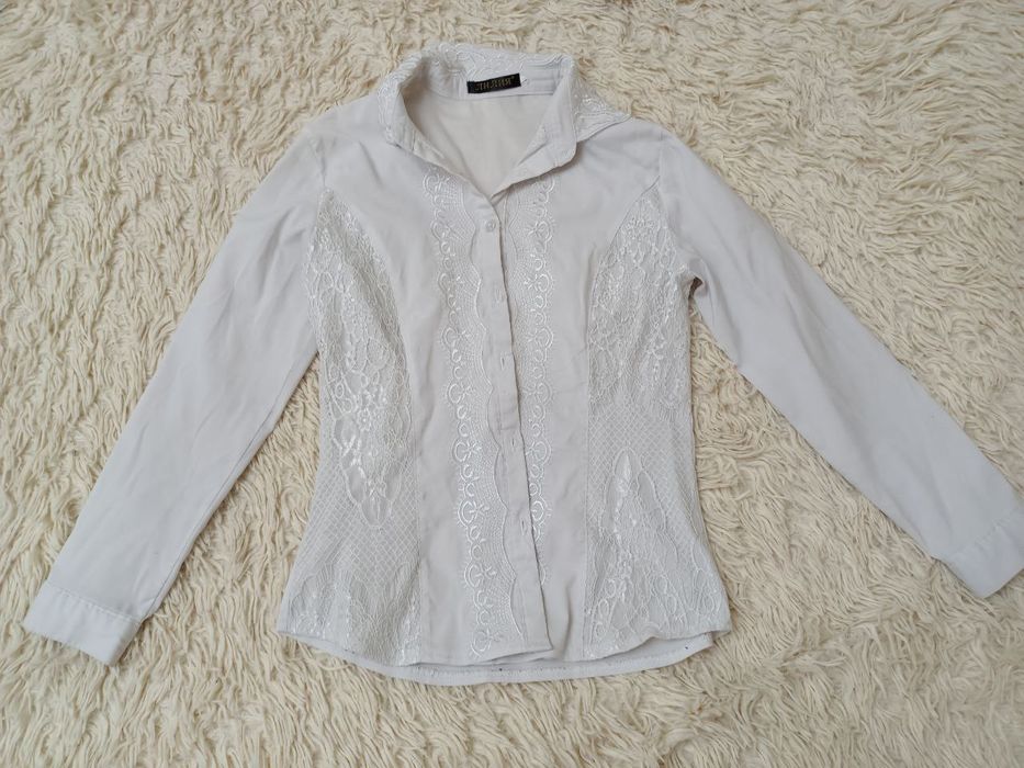 Продаются школьные рубашки 9-14 лет