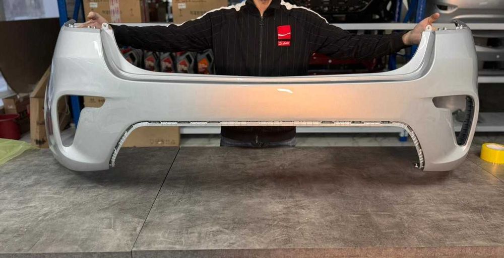 Бампер задний СЕРЕБРО KIA RIO 2017-20