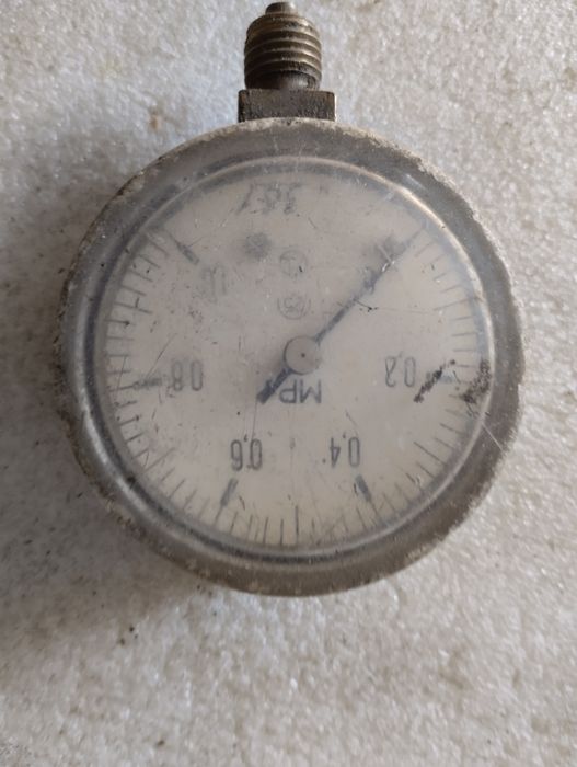 Манометры измерительные.