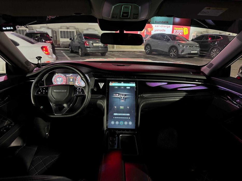 Dongfeng Nissan Venucia Star