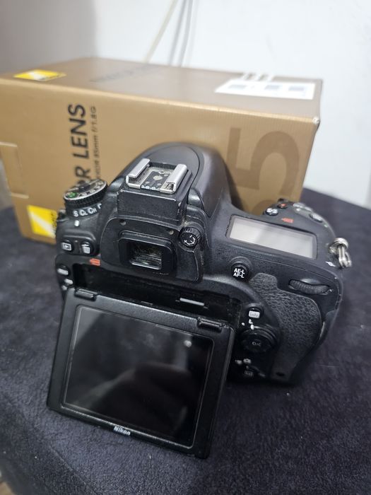 Vând Body NikonD750