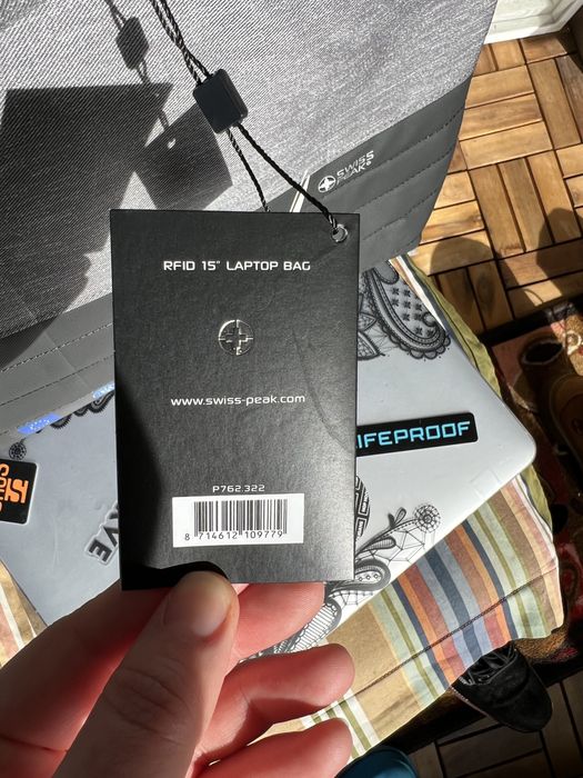 NOUA NOUTA: Geanta RFID laptop 15.6 Swiss Peak mufa USB