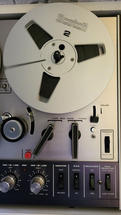 Magnetofon akai 4000 DB