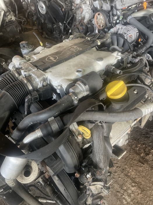 Двигатель X25XE на Opel Vectra