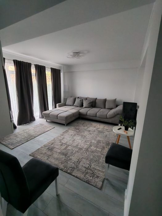 Se oferă spre închiriere apartament cu 2 camere in Dej.