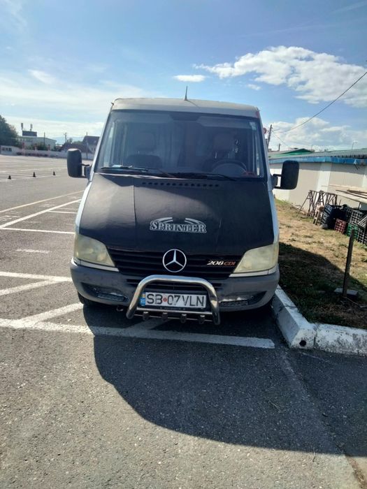 Mercedes-Benz Sprinter