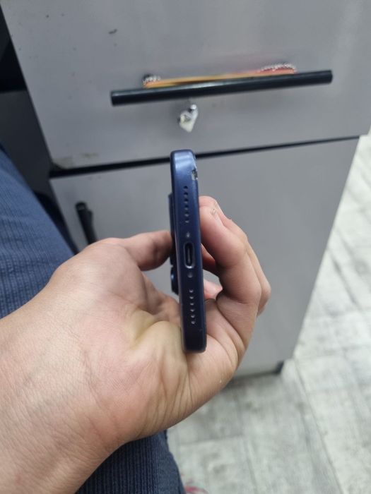 17 pro max imeika otmagan yana rasmda ayblari