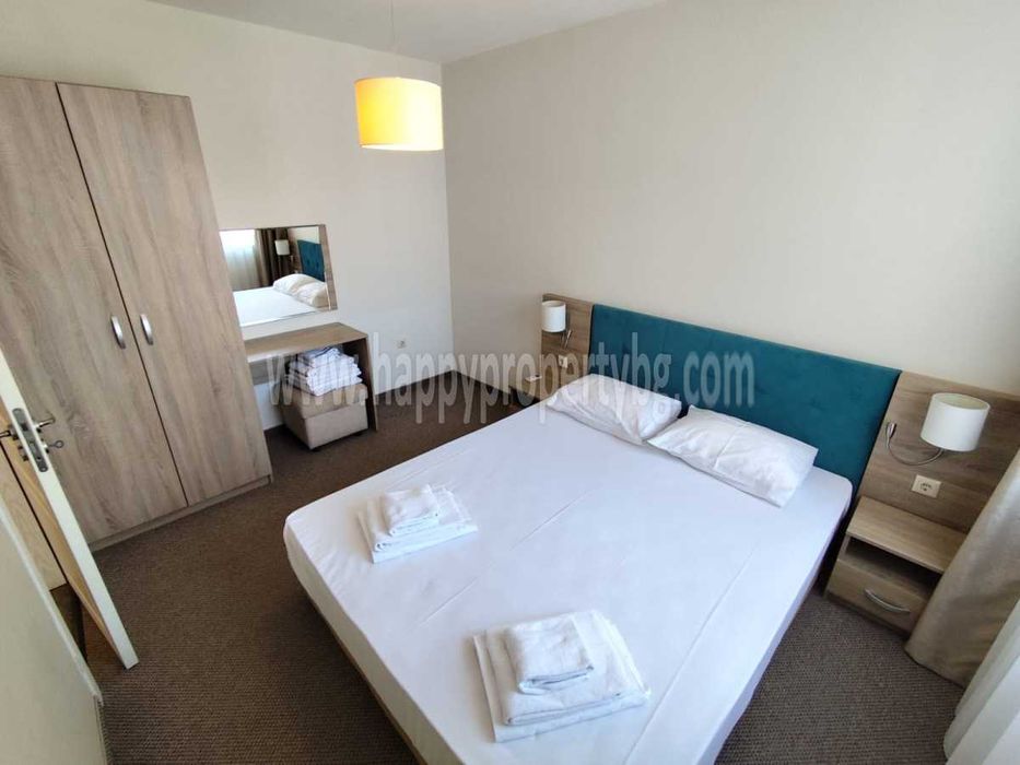 Продава се Тристаен апартамент в к.к. Слънчев бряг - 70 кв.м за 1172 €/кв.м - Снимка #8