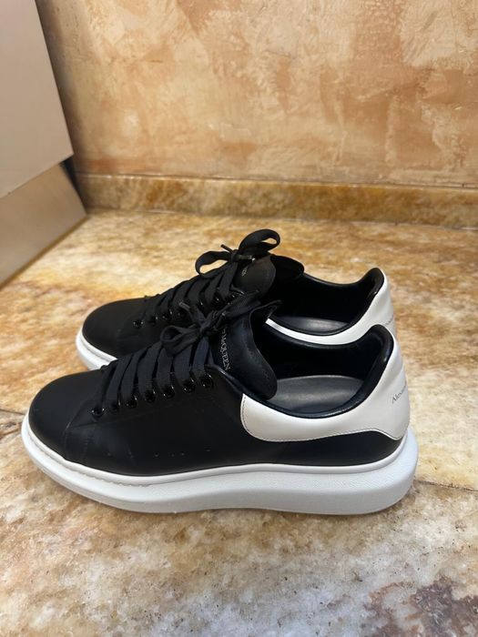 Alexander Mcqueen