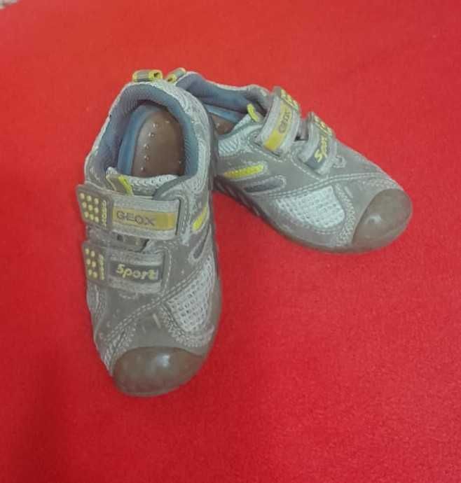 Кроссовки Geox р. 25 на мальчика