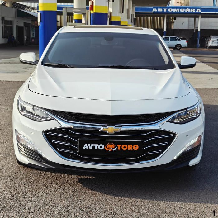 Chevrolet Malibu Premier, 2021, в идеальном состоянии