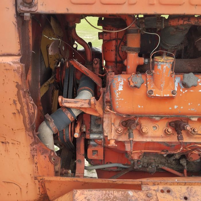 Bolgar dt 175 sotiladi