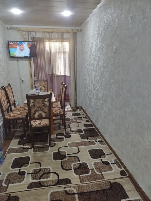 4 этажли дом.4 этаж.3 хонали.Гулбохор РОВД енида.40000$келишилади