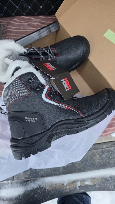 Зимние рабочие ботинки 44 размер