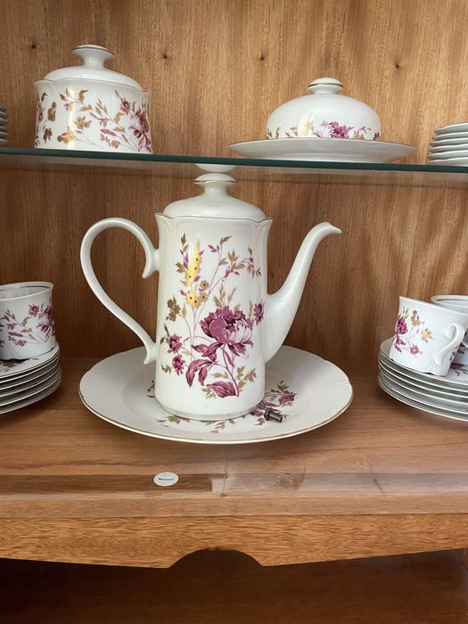 Сервиз чайный на 12 персон
