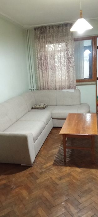 Închiriez apartament 2 camere