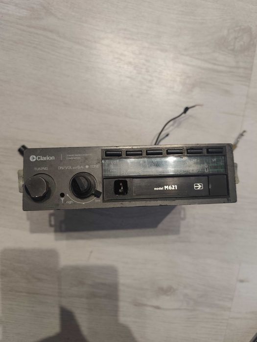 Радиокасетофон - Clarion M621