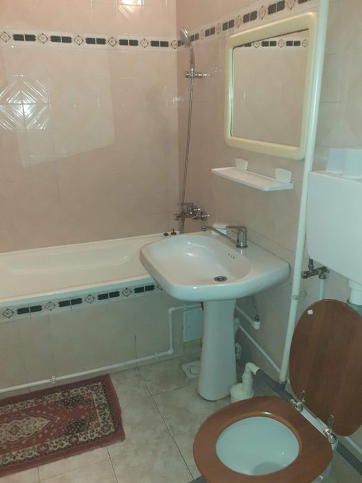 Închiriez apartament 2 camere
