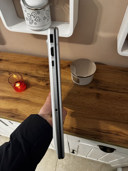 HP Laptop 15 Ryzen 5 7520U 16GB RAM 512GB SSD Windows 11 Pro ca nou