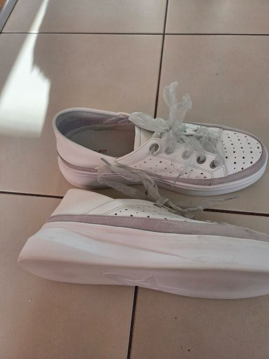 кокетни кецове от естествена кожа