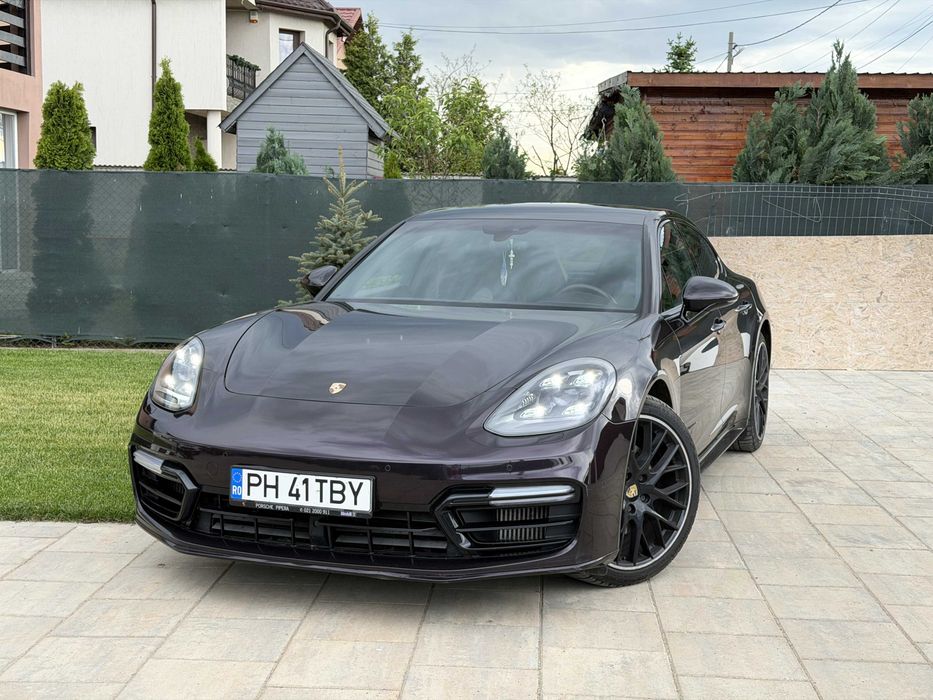 Porsche Panamera 4S