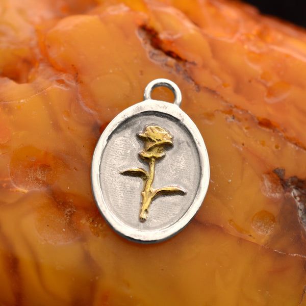 Сребърен медальон роза 925 | Арт висулка талисман „Memento Vivere“