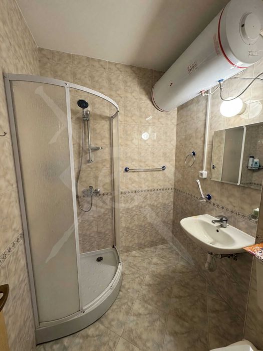 Продава се Двустаен апартамент в к.к. Слънчев бряг - 68 кв.м за 1353 €/кв.м - Снимка #3