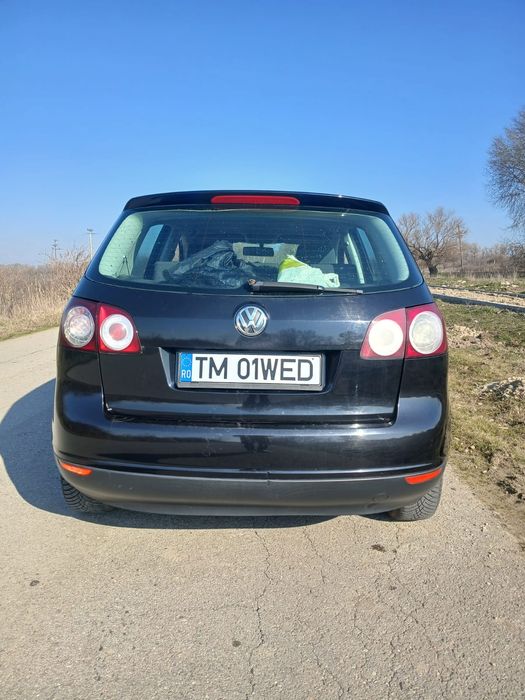Vând WV GOLF 5 PLUS  Înmatriculat RO