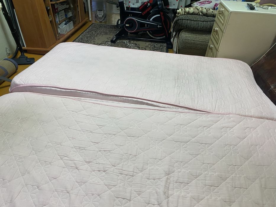 Продам кровать двуспальную