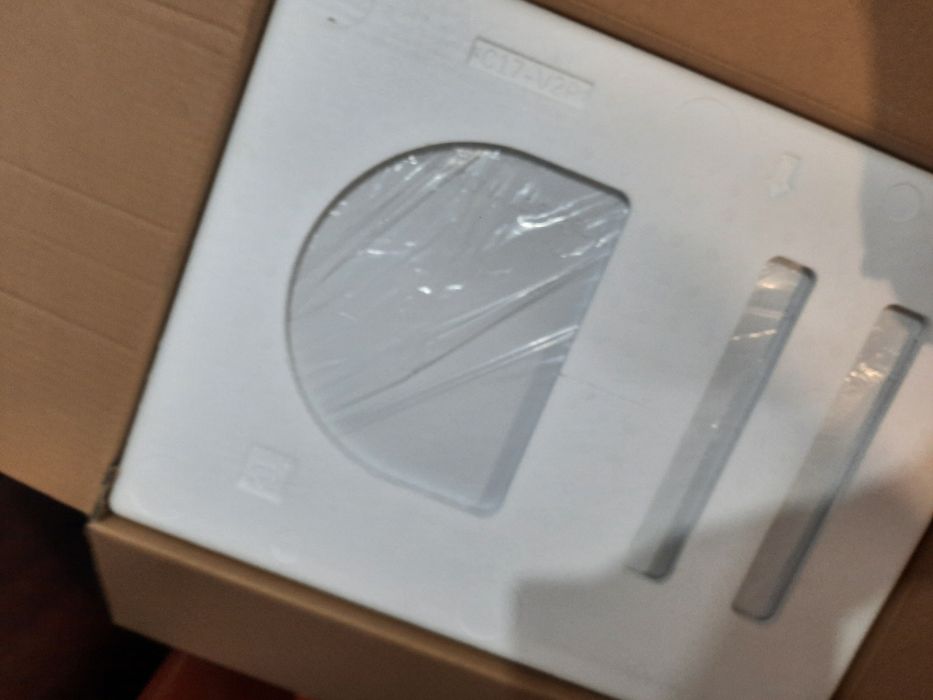 Продам новую микровалновую печь