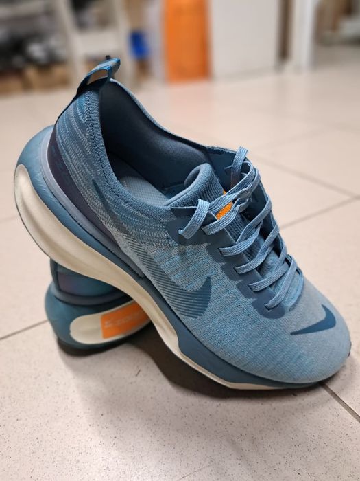 Продам оригинальные Найк/Nike
