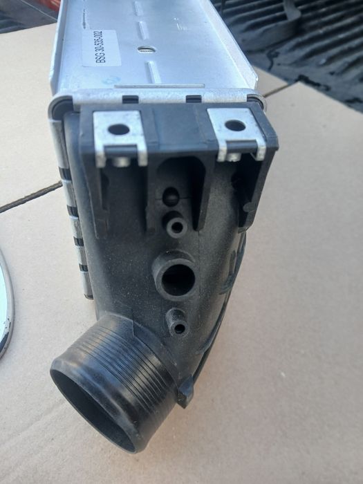 Интеркулер двигателя Форд Транзит