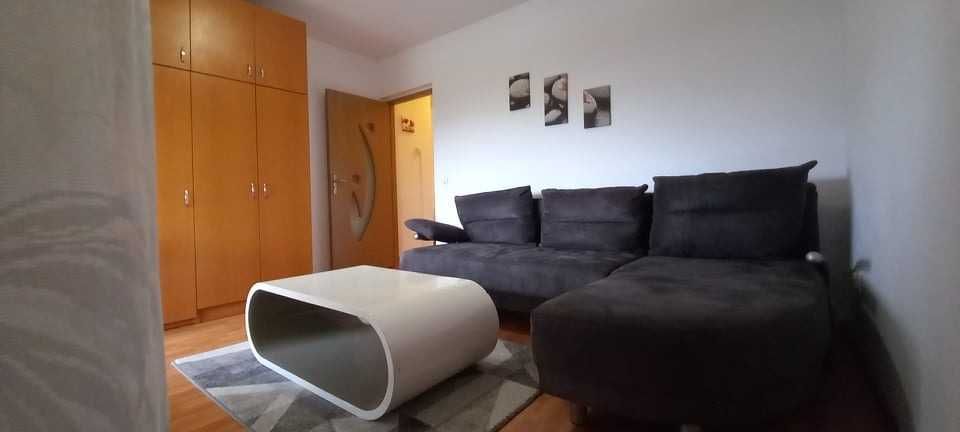 proprietar închiriez garsoniera Turnișor 31mp, parcare, balcon,et2/3