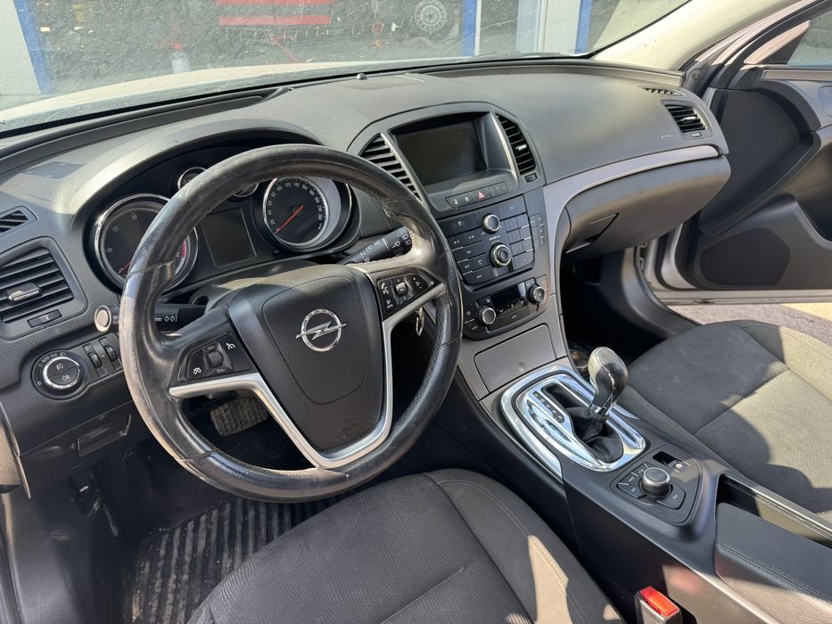 Опел Инсигния 2.0 ЦДТИ на части