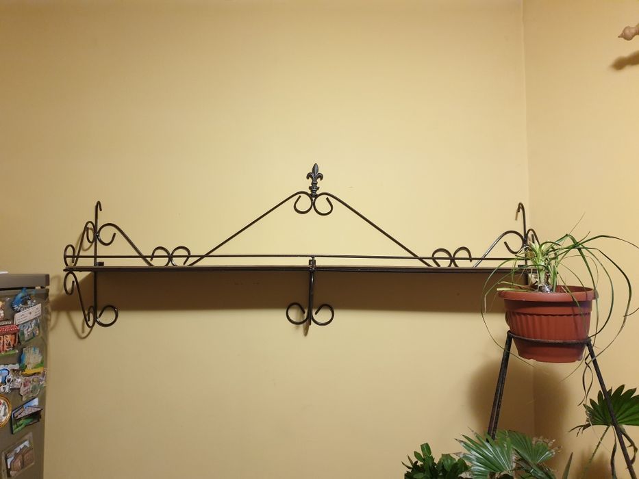 Рафтове- етажерки