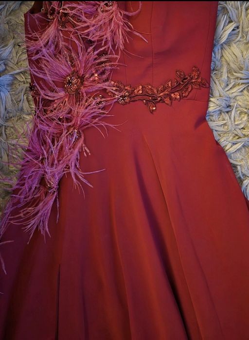 Vand Rochie Realizata la Designer