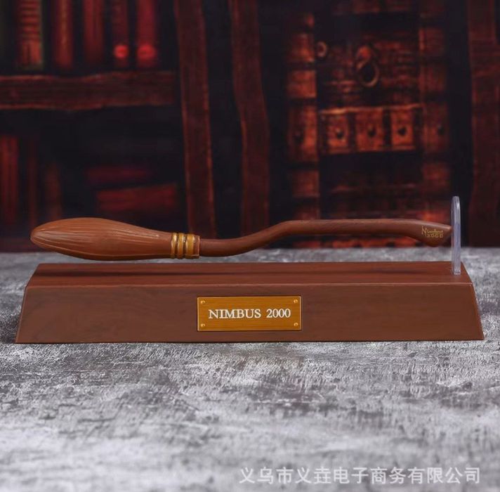 Ручка в виде метлы Nimbus-2000 из "Гарри Поттер" - Harry Potter brooms