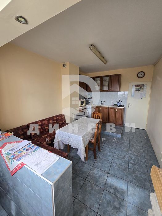 Продава тристаен до Пицария Антъни - снимка 2