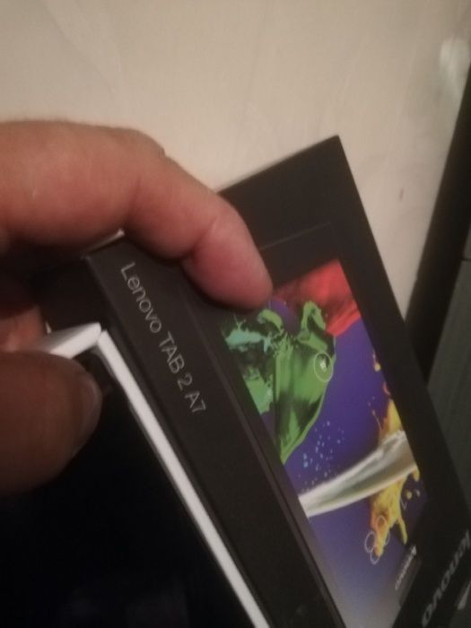 Планшет Lenovo с симкартой (Леново)