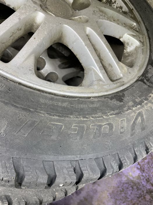 Продам диски с резиной