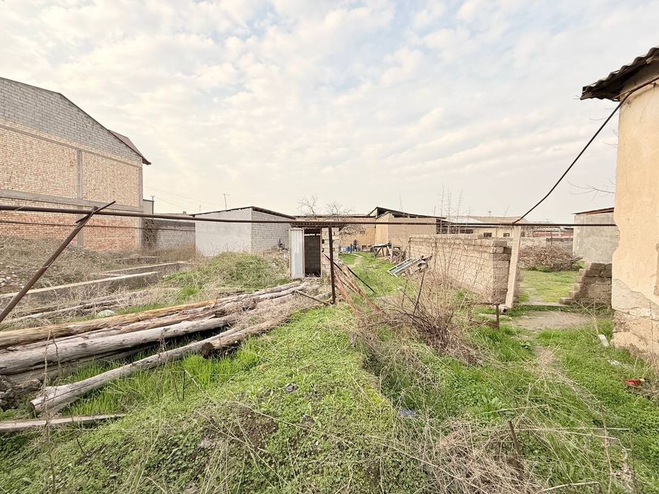 Йер сотилади Бектемирда 2.4 сотух