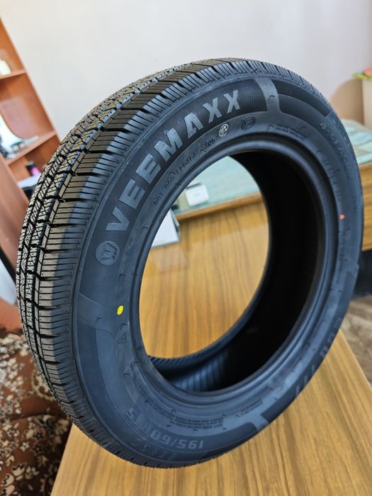 Auto Shine Veemaxx. 195/60R15. Premium Quality