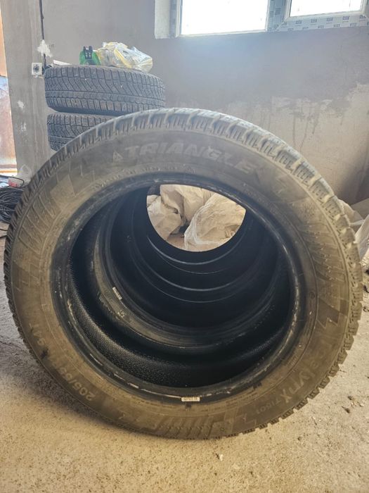 Продам пару покрышек в отличном состоянии