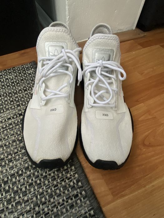 adidas originali NMD R1 V2 Cloud White mar 43/44 int 28,5 cm