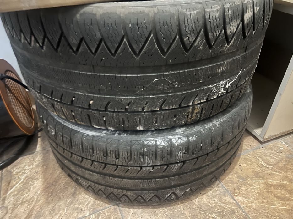 Летние шины 255/40/R19