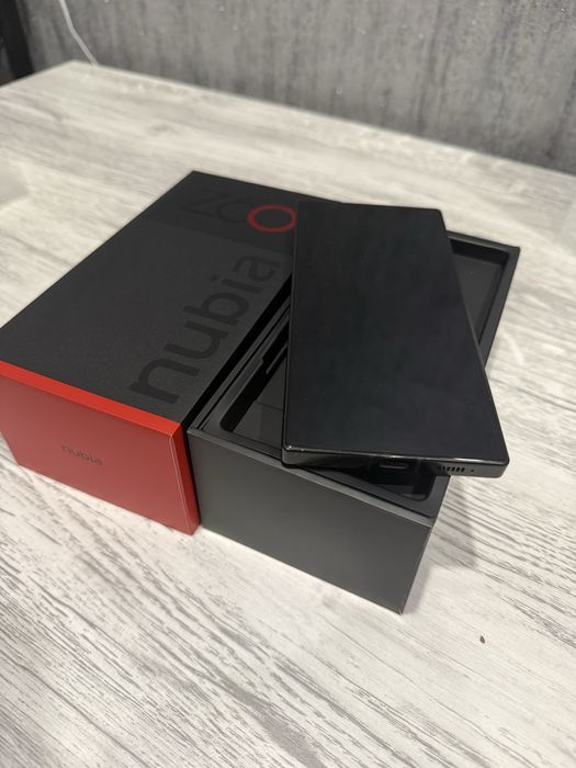 Продаю смартфон Nubia Z60