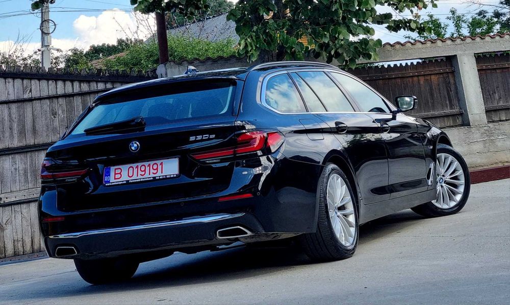 BMW 5 Series 2022 — imagine 2
