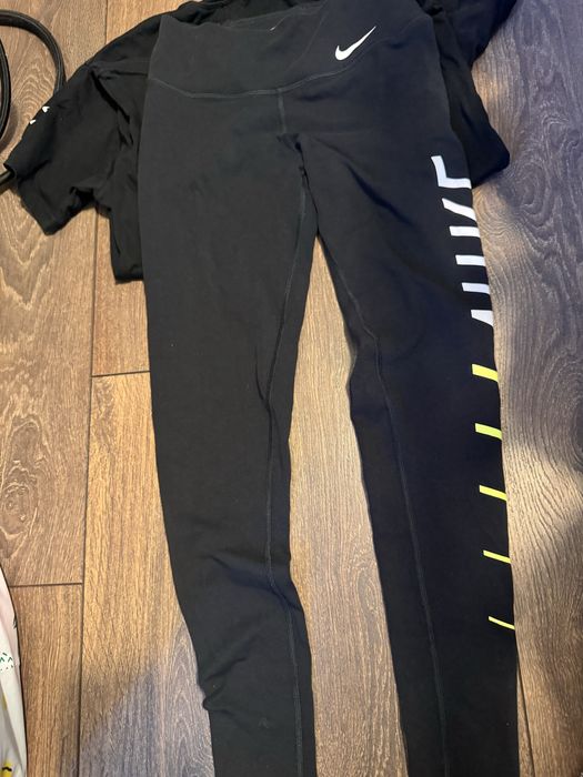 Спортни дрехи nike
